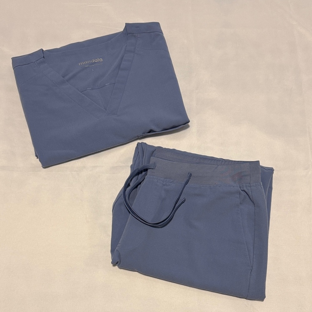Mandala scrubs set